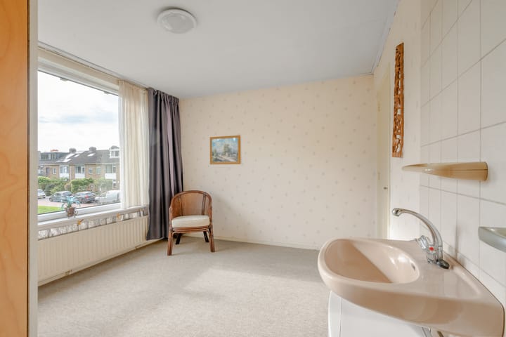 Tussenwoning te koop: Vijverlaan 30, Waddinxveen