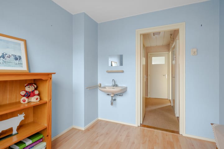 Tussenwoning te koop: Vijverlaan 30, Waddinxveen