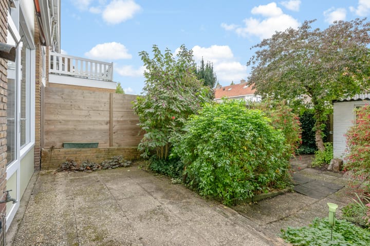 Tussenwoning te koop: Vijverlaan 30, Waddinxveen