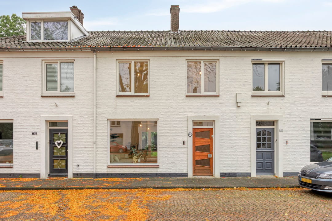 Photo 13 of Jan van Eyckgracht 107