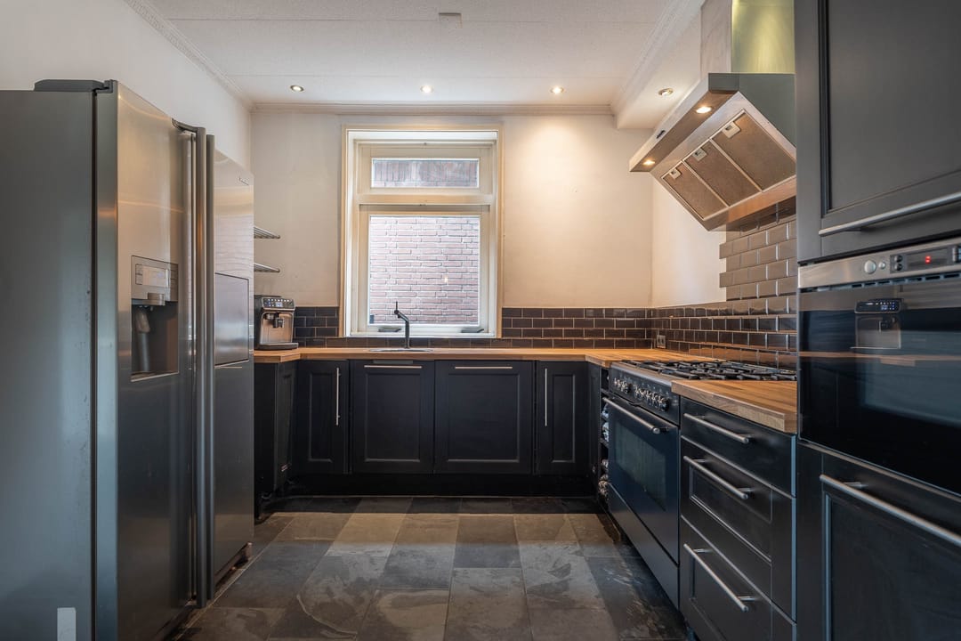 Photo 16 of Damstraat 24