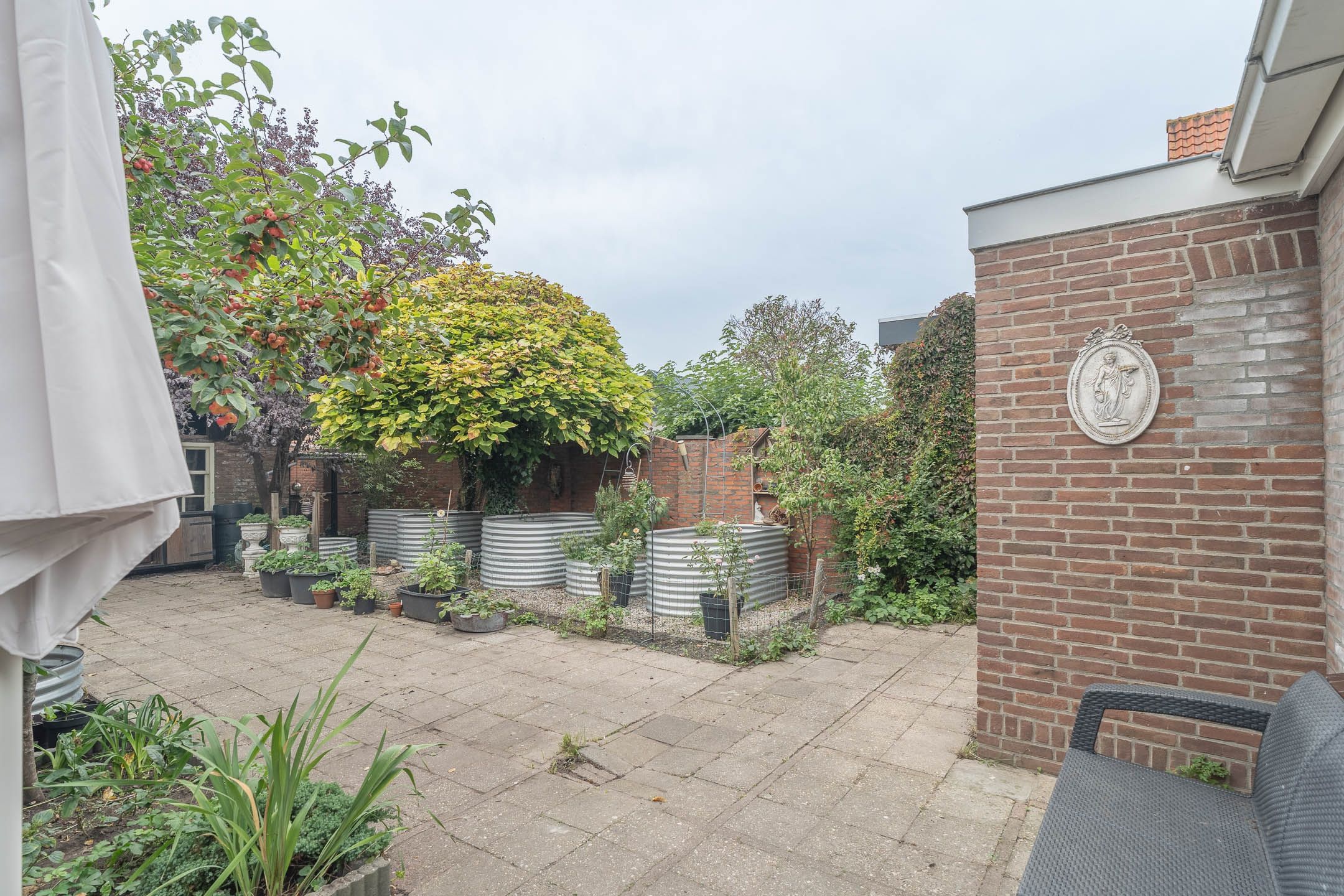 Photo 36 of Damstraat 24