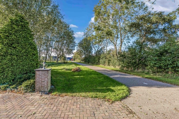Vrijstaande woning te koop: Tzummerweg 18, Franeker