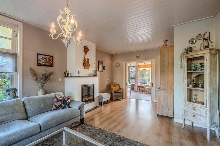 Vrijstaande woning te koop: Tzummerweg 18, Franeker