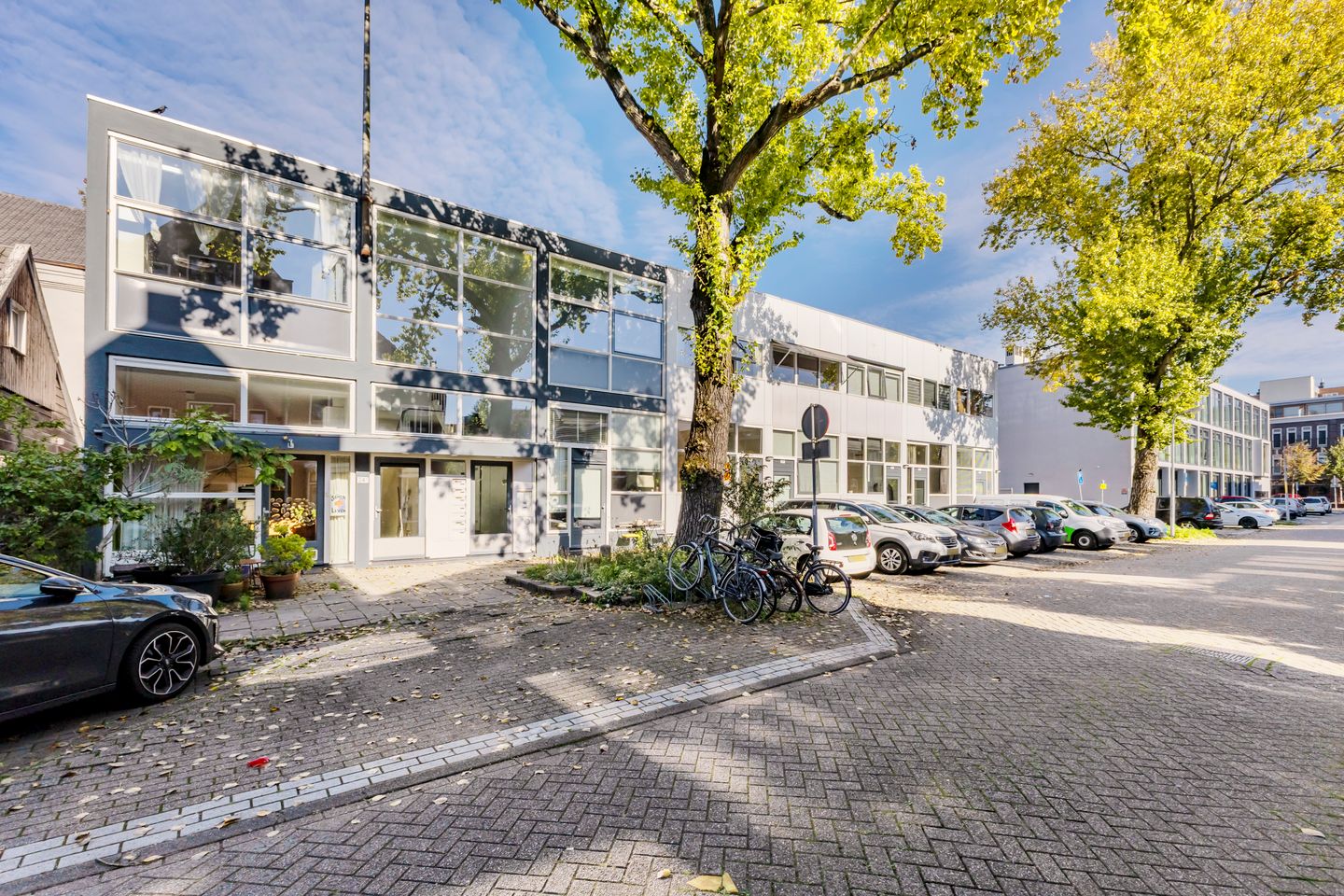 Photo 1 of Zeemansstraat 24-L