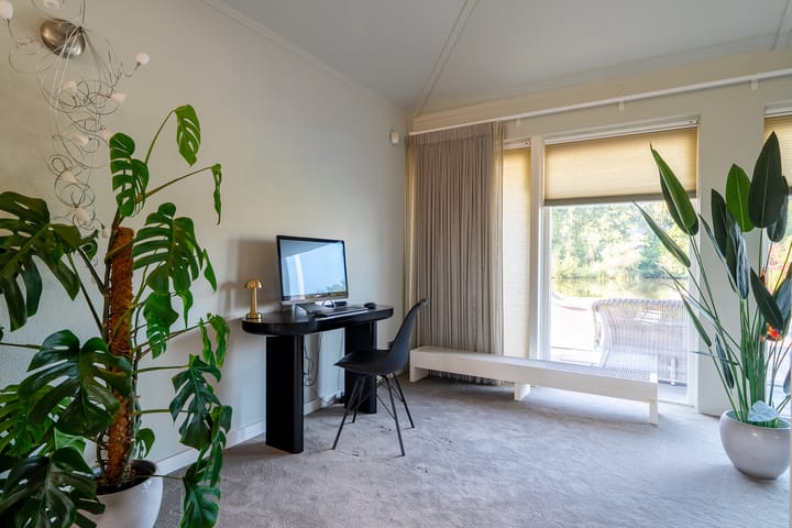 Vrijstaande woning te koop: Maaslaan 17, Kropswolde