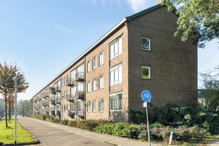 Appartement te koop: Charlotte de Bourbonstraat 70, Alphen Aan Den Rijn