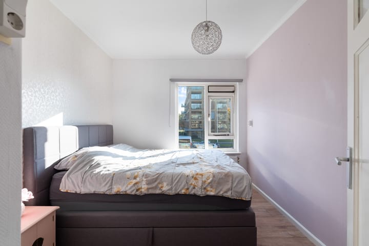 Appartement te koop: Charlotte de Bourbonstraat 70, Alphen Aan Den Rijn