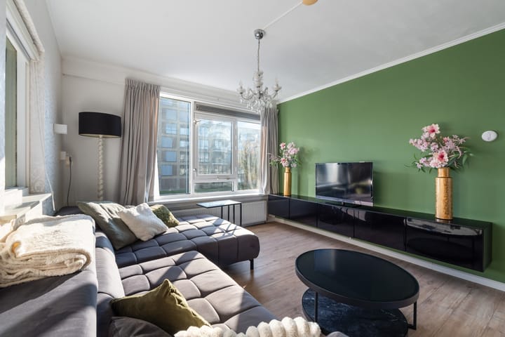 Appartement te koop: Charlotte de Bourbonstraat 70, Alphen Aan Den Rijn