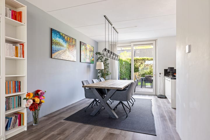 Twee-onder-één-kap te koop: Oosterom 34, Sneek