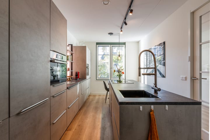 Twee-onder-één-kap te koop: Dorpsstraat 73B, Doorn