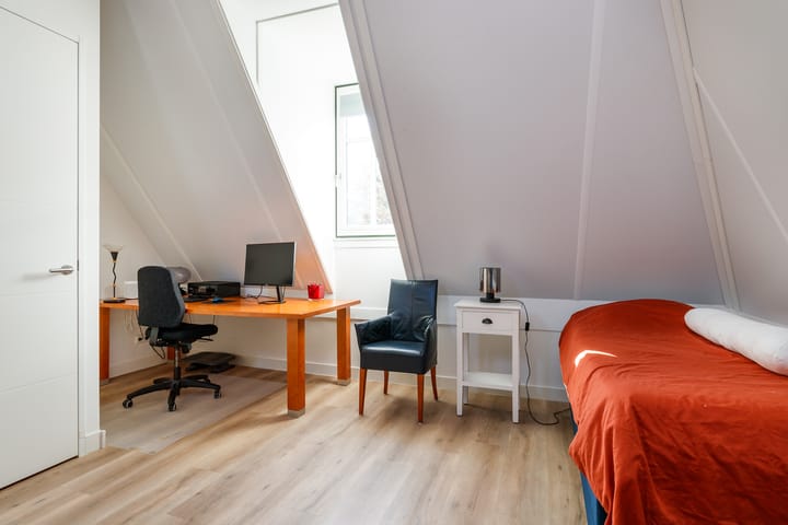 Twee-onder-één-kap te koop: Dorpsstraat 73B, Doorn