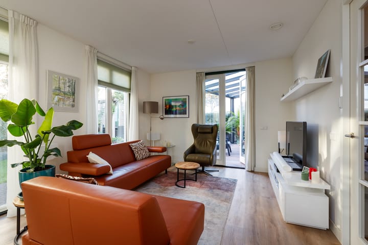 Twee-onder-één-kap te koop: Dorpsstraat 73B, Doorn