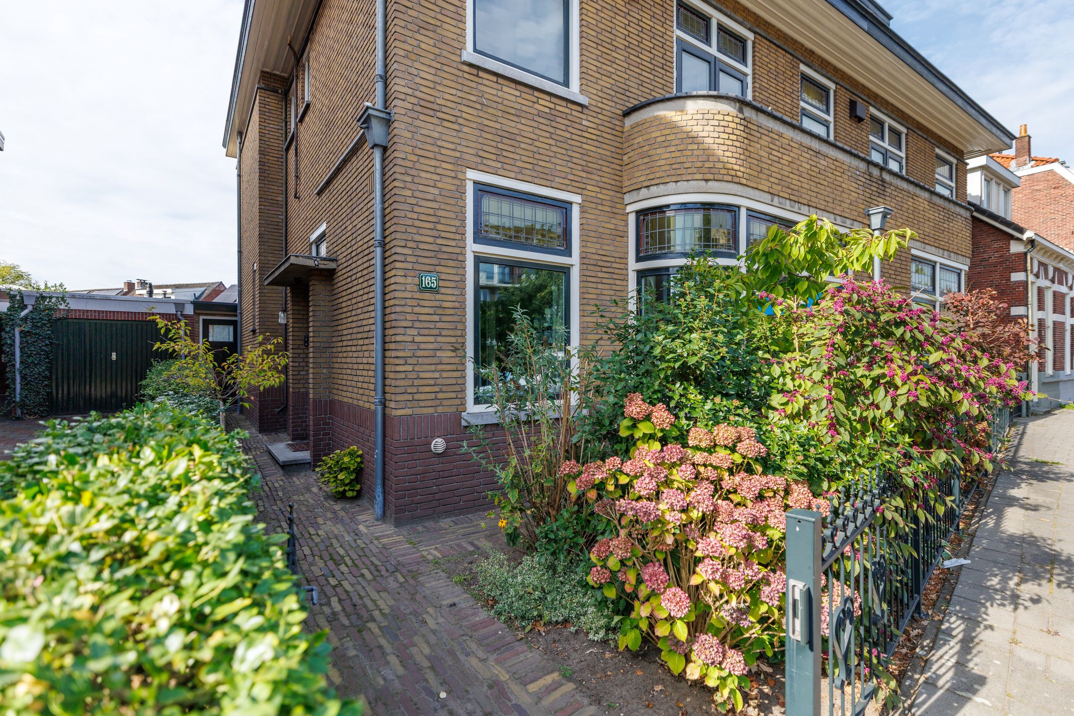 Photo 6 of Oldenzaalsestraat 165