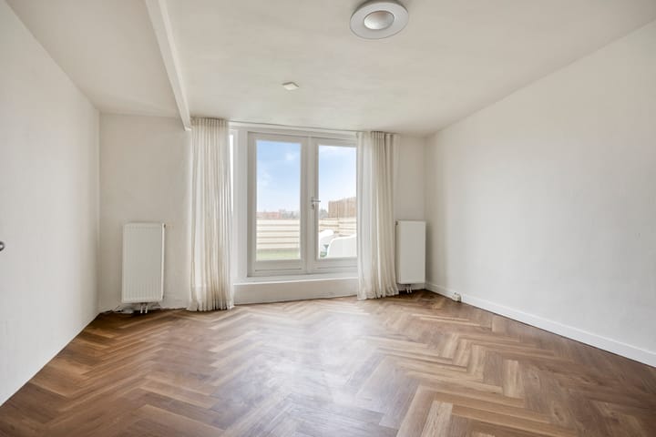 Appartement te koop: Tramsingel 105A, Breda