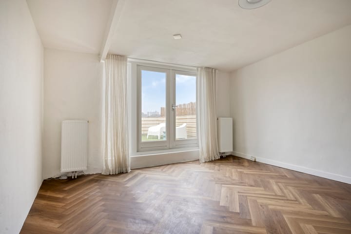 Appartement te koop: Tramsingel 105A, Breda