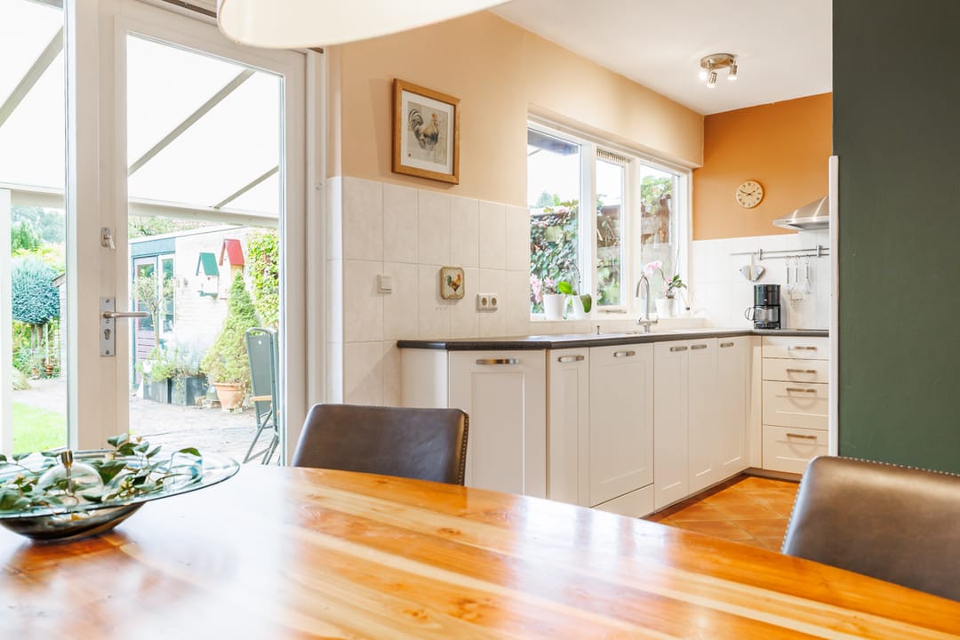 Photo 13 of Almelosestraat 50-E
