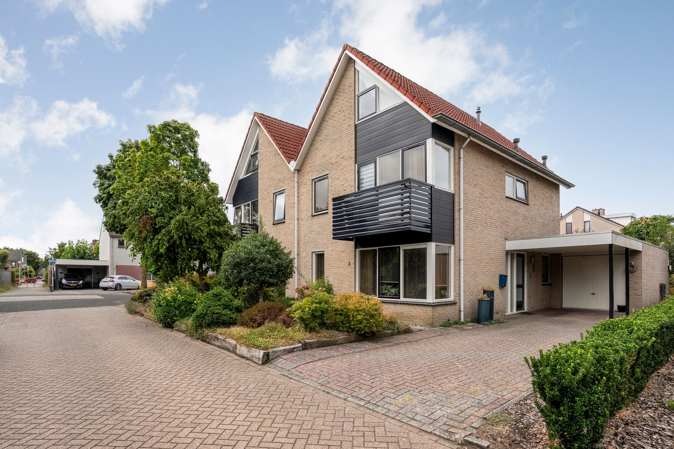 Photo 12 of Pinksterbloem 3