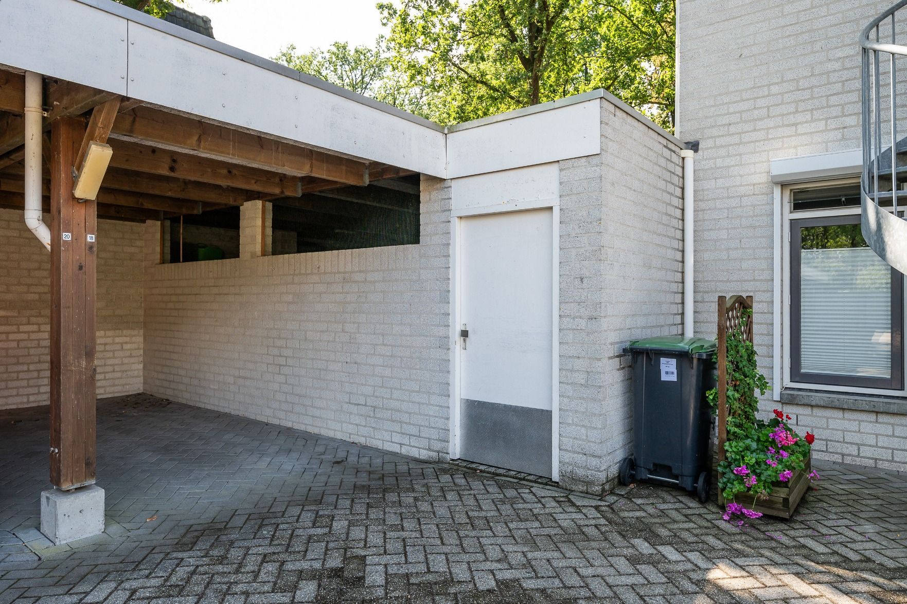 Foto 42 van Vijverlaan 4
