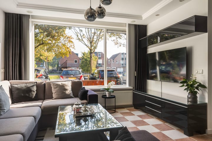 Tussenwoning te koop: Heerlerschans 36, Nieuwegein