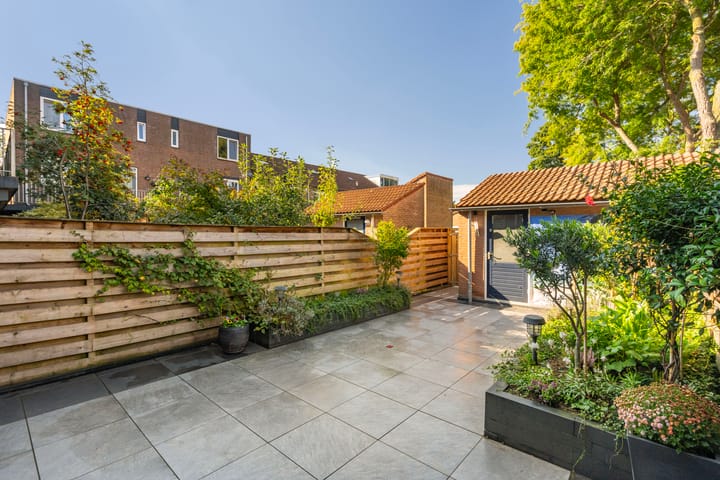Tussenwoning te koop: Heerlerschans 36, Nieuwegein