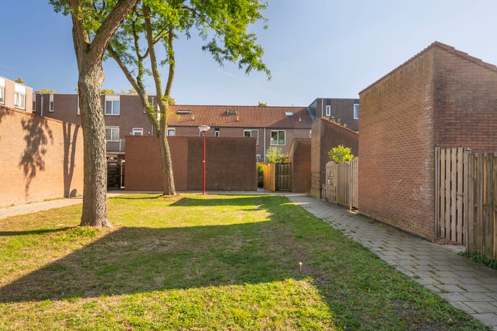 Tussenwoning te koop: Heerlerschans 36, Nieuwegein