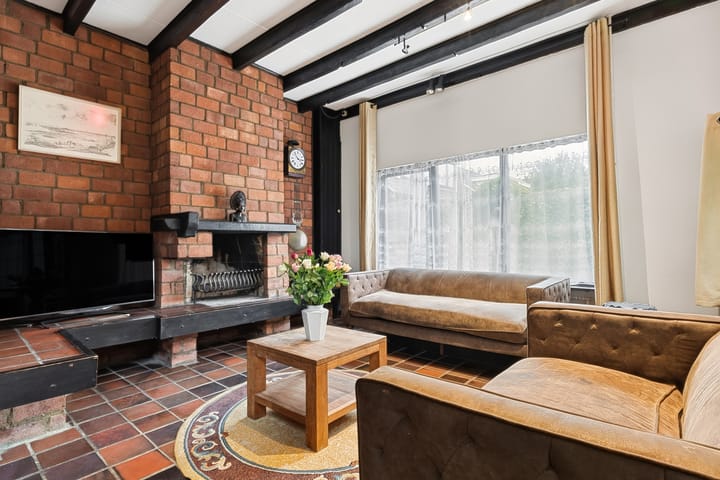 Twee-onder-één-kap te koop: IJsselstraat 93, Velp (Ge)
