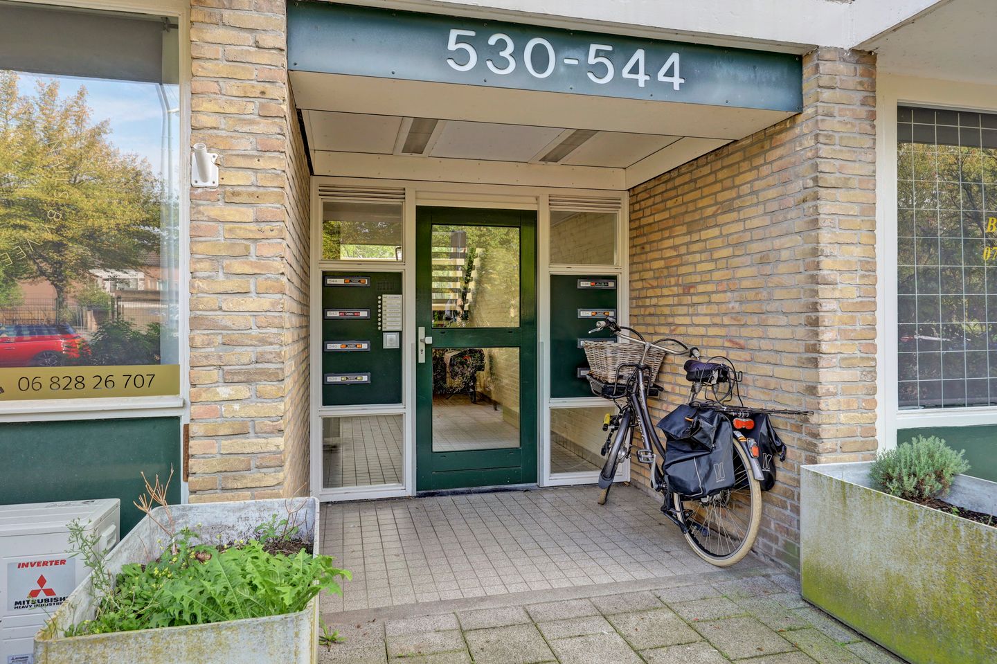 Photo 14 of Bachstraat 538