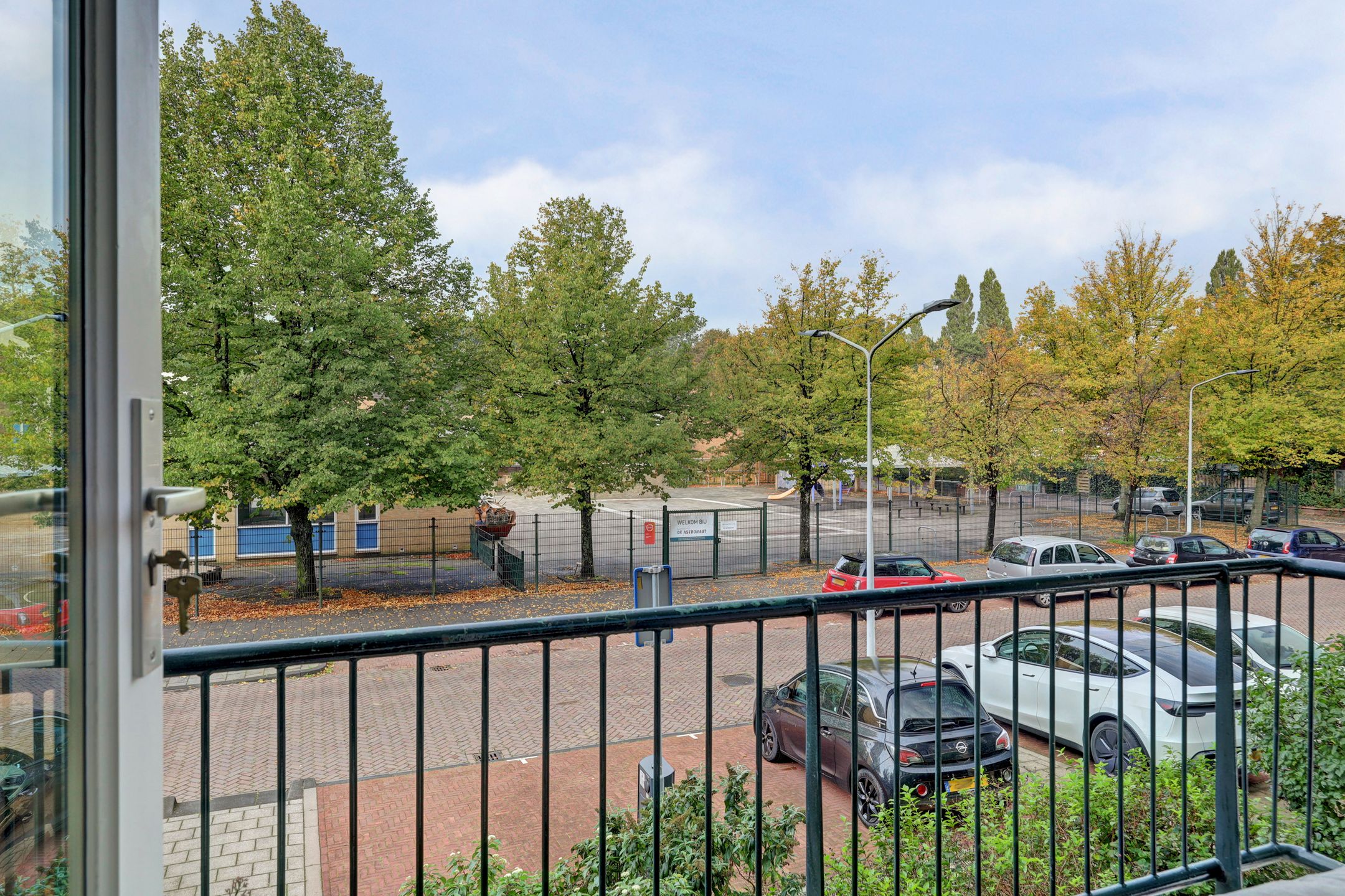 Photo 39 of Bachstraat 538