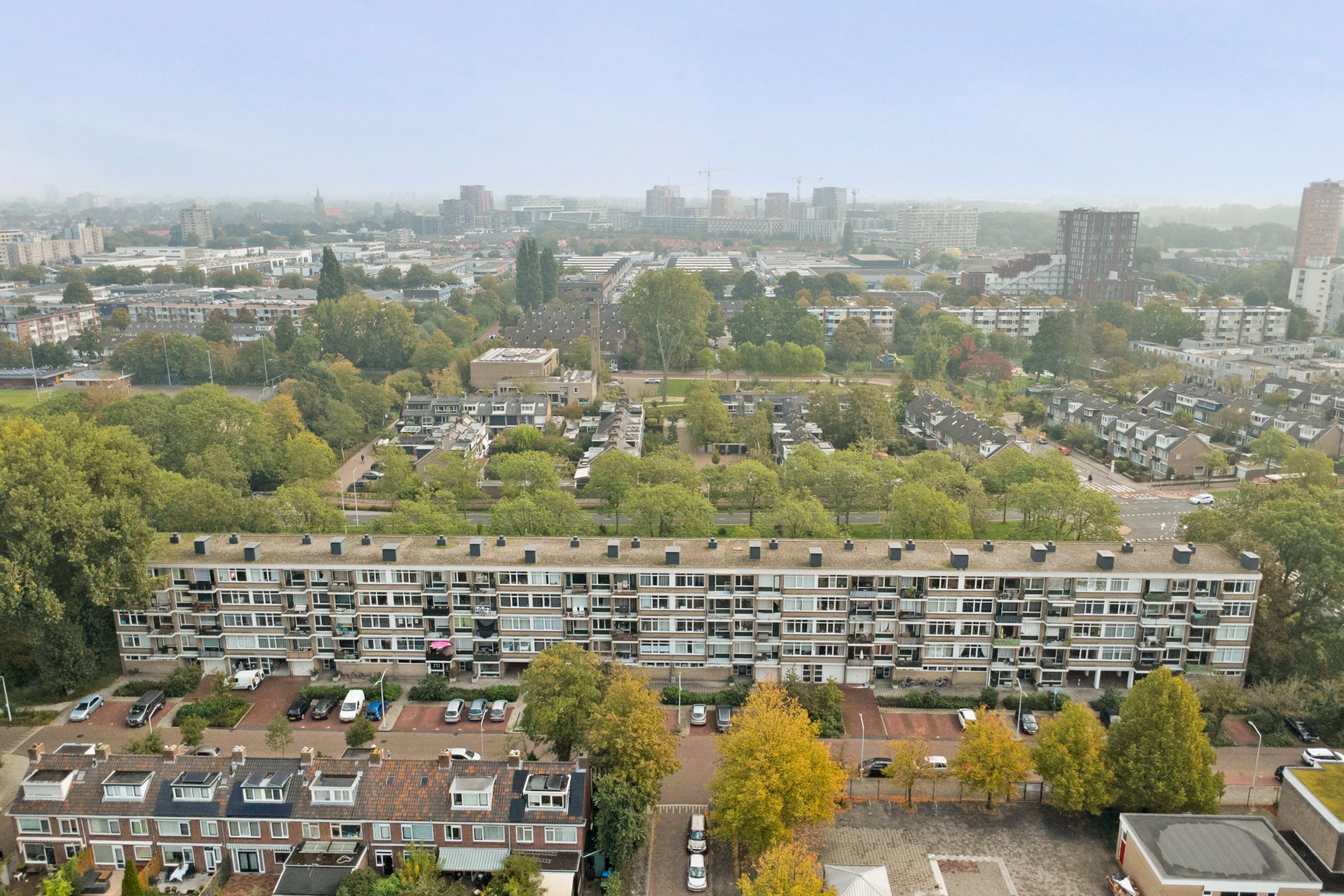 Photo 51 of Bachstraat 538