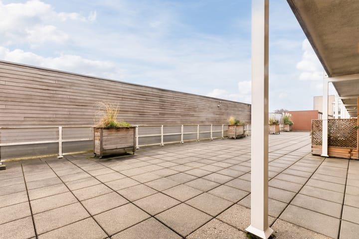 Photo 4 of Dorpsplein 46