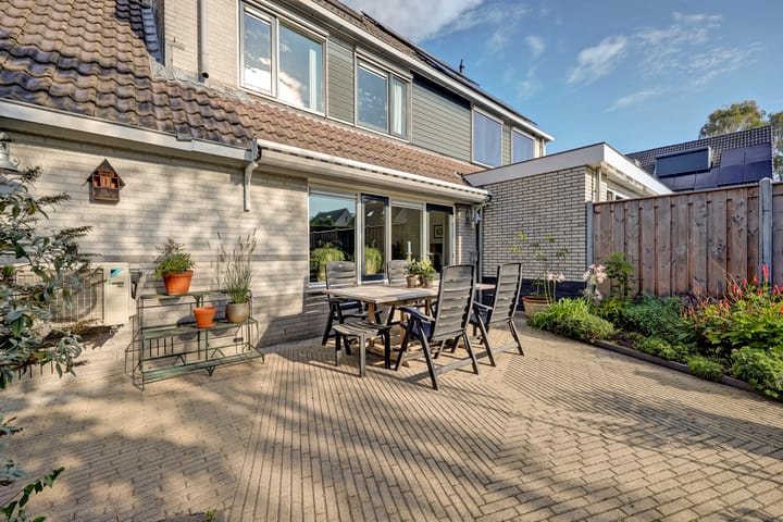 Tussenwoning te koop: Tabakslaan 10, Veenendaal