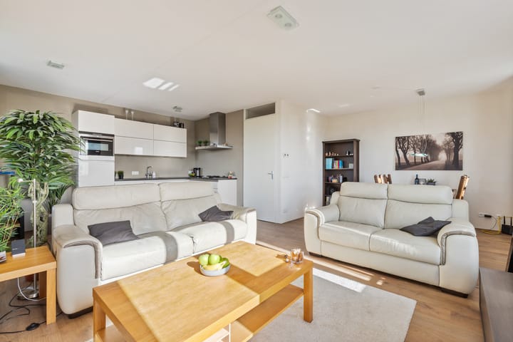 Appartement te koop: Bandastraat 54, Almere