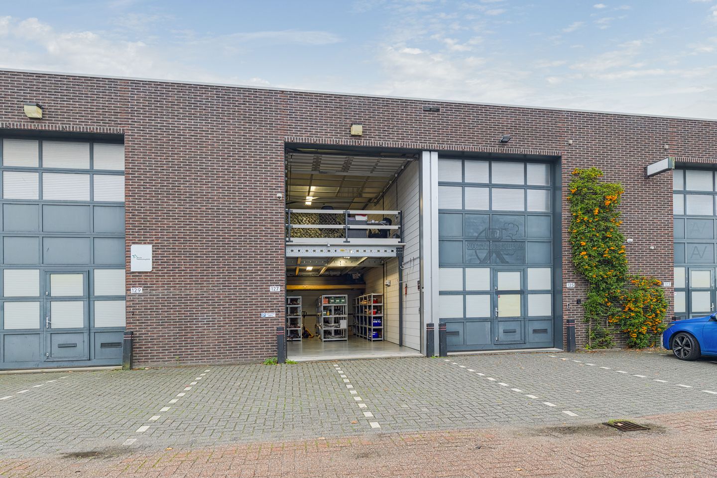 Bekijk foto 2 van Tinstraat 127