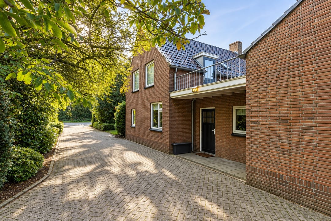 Photo 56 of H.C. de Jonghweg 32
