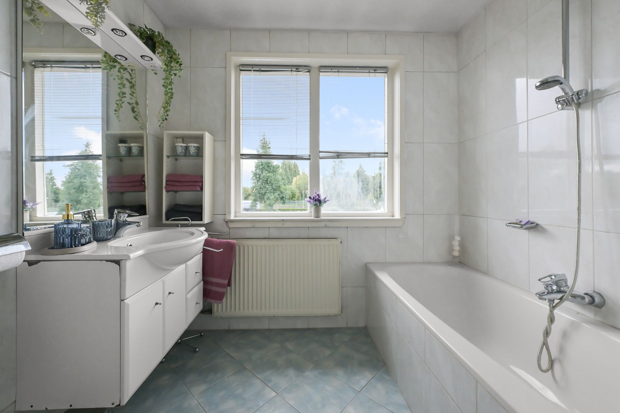 Photo 39 of Provincialeweg 48