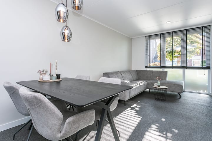 Hoekwoning te koop: Vlasveld 37, Hulsberg