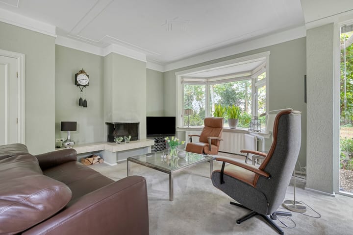 Vrijstaande woning te koop: Van Aelstlaan 24, Apeldoorn
