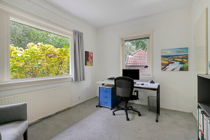 Vrijstaande woning te koop: Van Aelstlaan 24, Apeldoorn