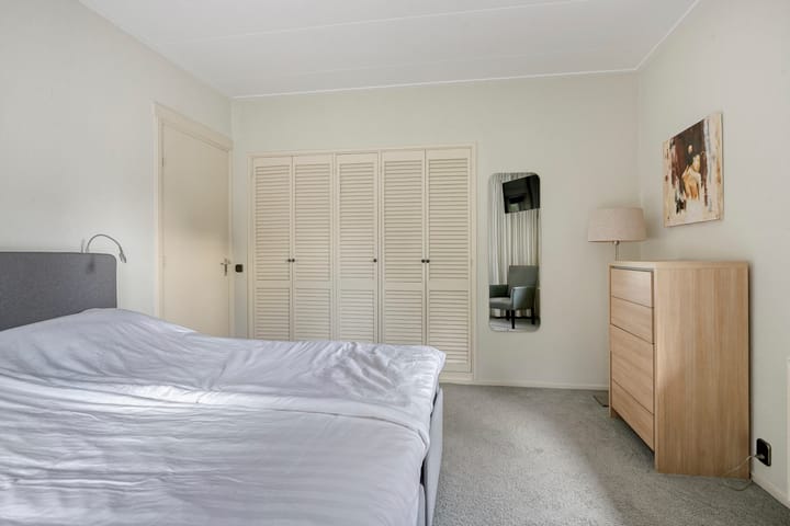 Vrijstaande woning te koop: Van Aelstlaan 24, Apeldoorn