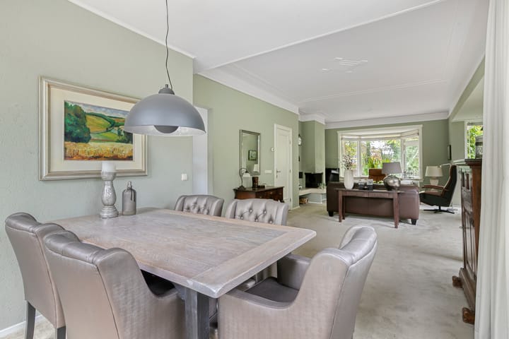 Vrijstaande woning te koop: Van Aelstlaan 24, Apeldoorn