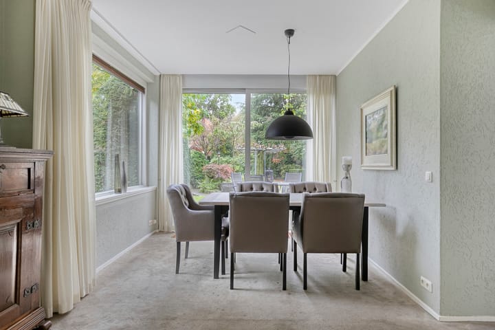 Vrijstaande woning te koop: Van Aelstlaan 24, Apeldoorn