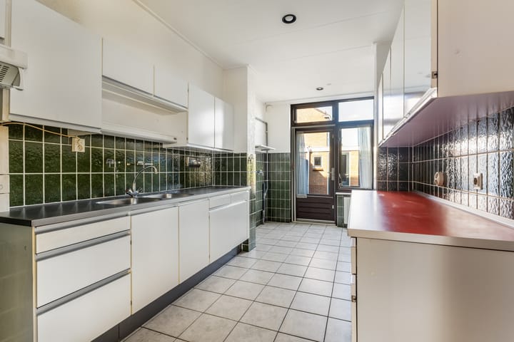 Tussenwoning te koop: Floris Versterstraat 10, Woerden