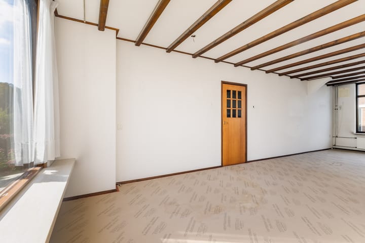 Tussenwoning te koop: Floris Versterstraat 10, Woerden