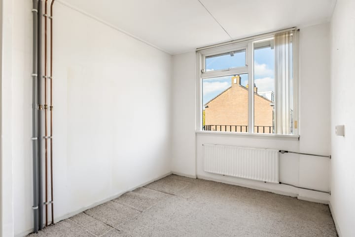 Tussenwoning te koop: Floris Versterstraat 10, Woerden