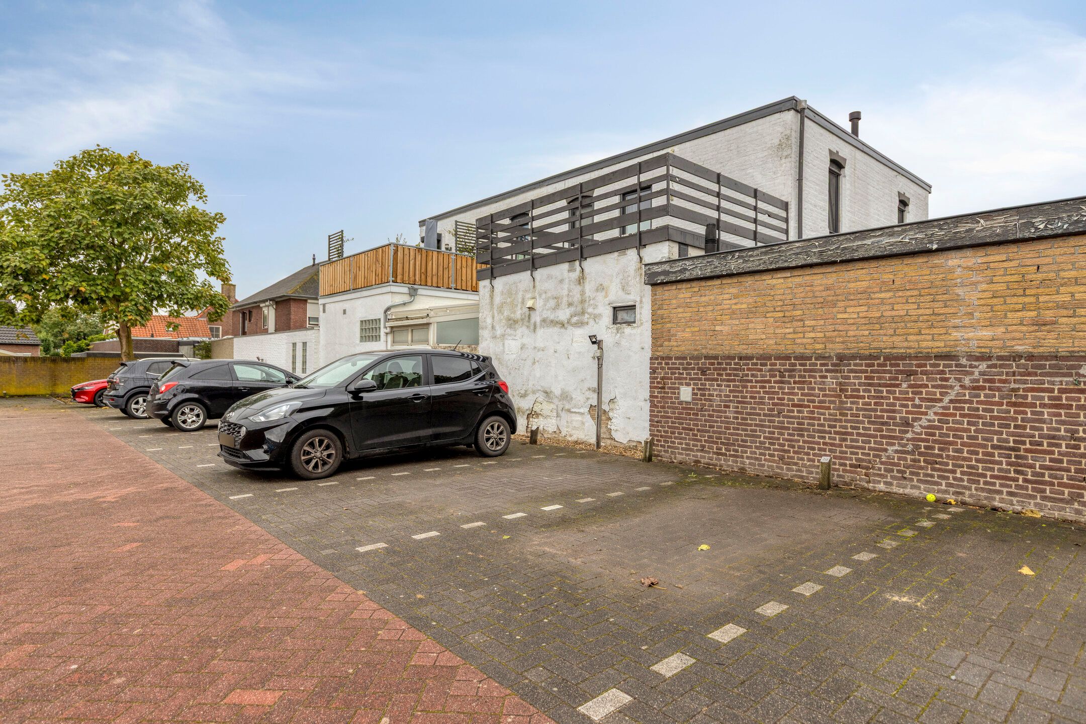 Photo 18 of Carmelietenstraat-oost 2-D