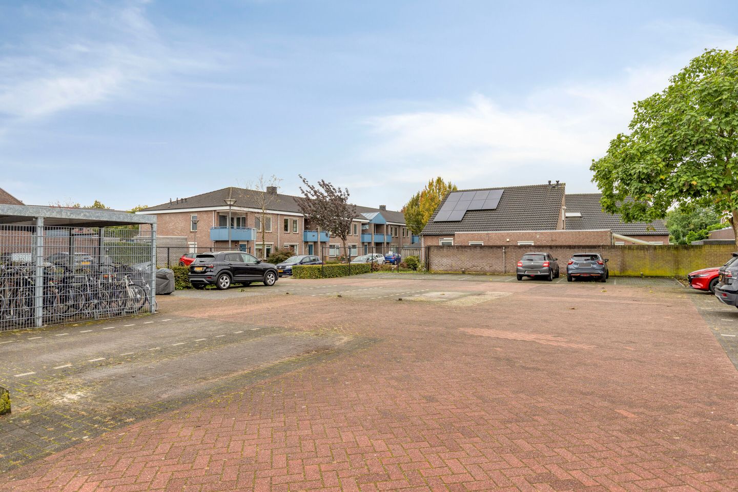 Photo 19 of Carmelietenstraat-oost 2-D