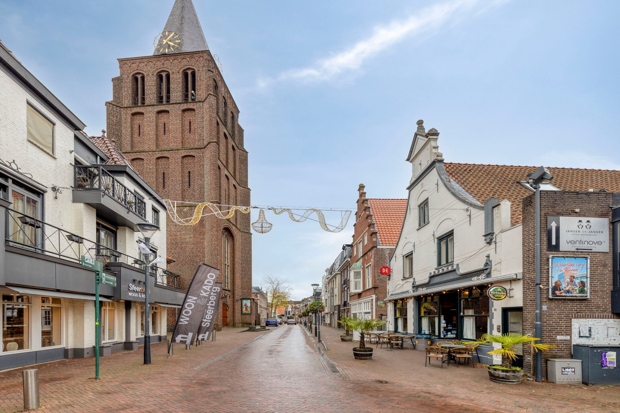 Photo 21 of Carmelietenstraat-oost 2-D