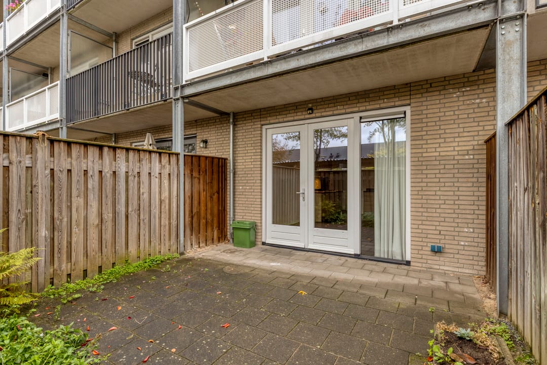 Photo 16 of Carmelietenstraat-oost 2-D