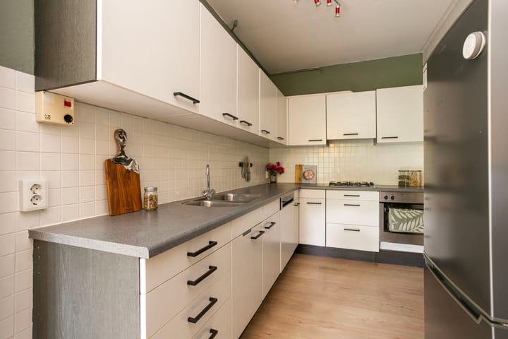 Photo 2 of Livingstonelaan 266